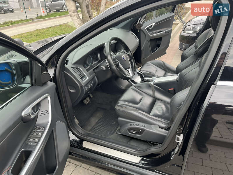 Внедорожник / Кроссовер Volvo XC60 2015 в Ивано-Франковске