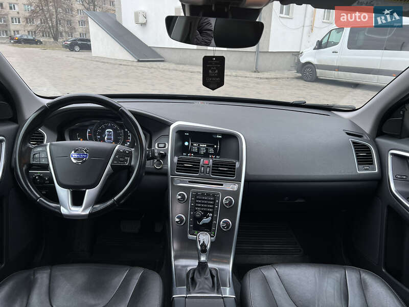 Позашляховик / Кросовер Volvo XC60 2015 в Рівному