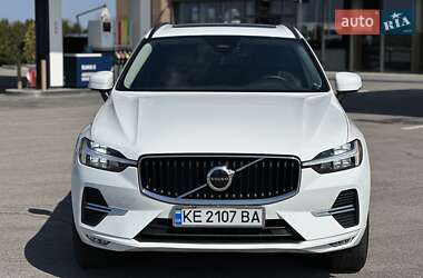 Внедорожник / Кроссовер Volvo XC60 2022 в 