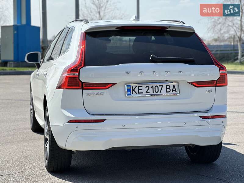 Позашляховик / Кросовер Volvo XC60 2022 в Дніпрі