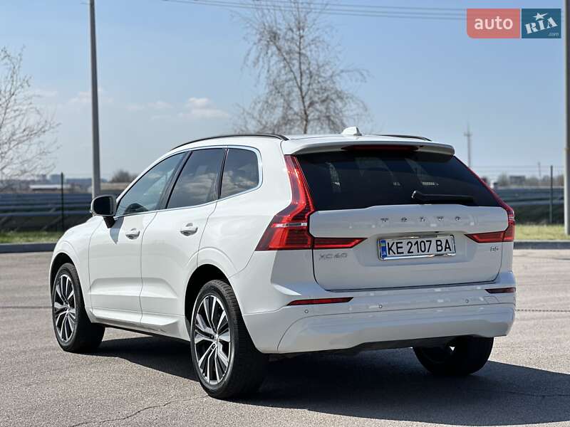 Позашляховик / Кросовер Volvo XC60 2022 в Дніпрі
