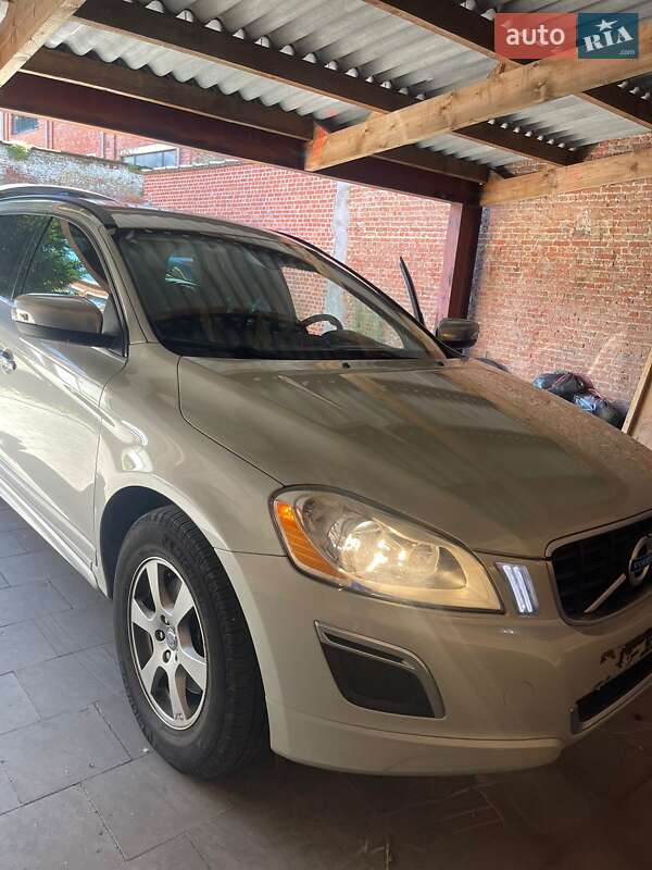 Внедорожник / Кроссовер Volvo XC60 2010 в Коломые