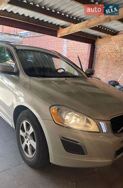 Внедорожник / Кроссовер Volvo XC60 2010 в 