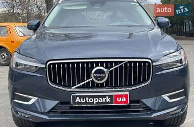 Внедорожник / Кроссовер Volvo XC60 2021 в 