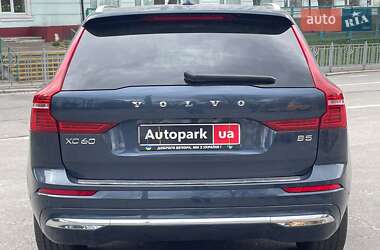 Внедорожник / Кроссовер Volvo XC60 2021 в 