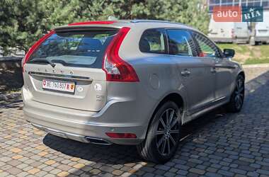 Внедорожник / Кроссовер Volvo XC60 2017 в 