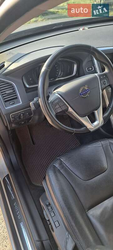 Позашляховик / Кросовер Volvo XC60 2016 в Великих Мостах