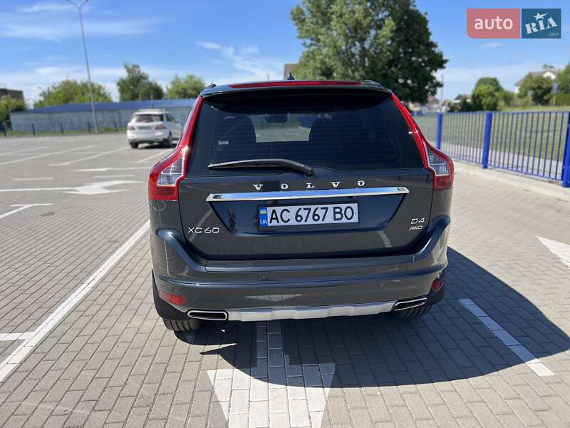 Внедорожник / Кроссовер Volvo XC60 2016 в Нововолынске