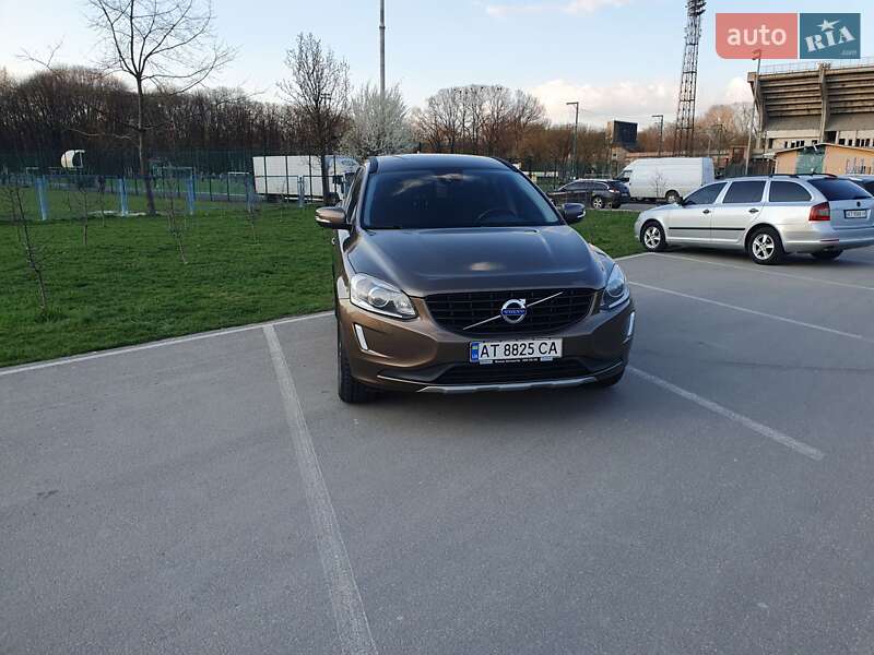 Позашляховик / Кросовер Volvo XC60 2015 в Івано-Франківську