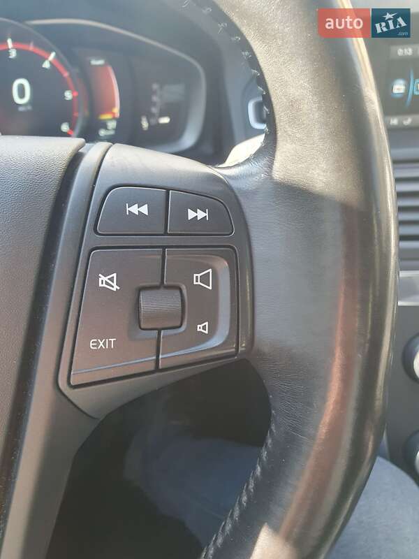 Позашляховик / Кросовер Volvo XC60 2015 в Івано-Франківську