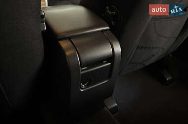 Позашляховик / Кросовер Volvo XC60 2009 в 