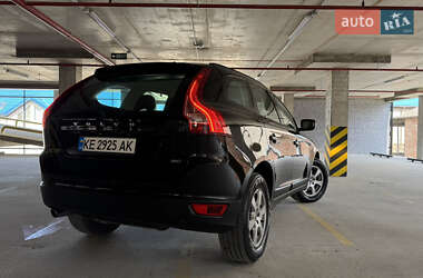 Позашляховик / Кросовер Volvo XC60 2009 в 