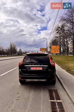 Внедорожник / Кроссовер Volvo XC60 2015 в 