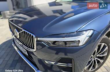 Внедорожник / Кроссовер Volvo XC60 2022 в 