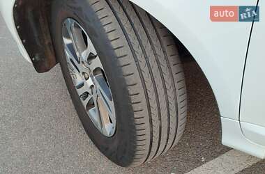 Позашляховик / Кросовер Volvo XC60 2015 в 