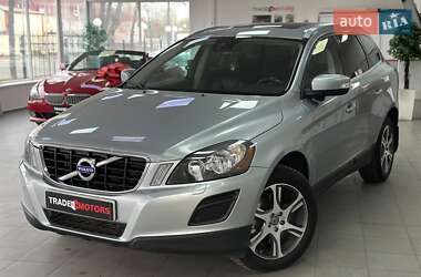 Внедорожник / Кроссовер Volvo XC60 2012 в 
