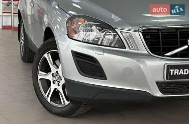 Внедорожник / Кроссовер Volvo XC60 2012 в 