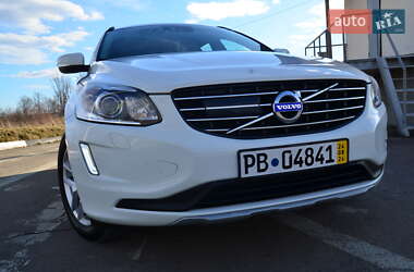 Позашляховик / Кросовер Volvo XC60 2017 в 