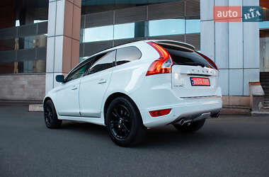 Внедорожник / Кроссовер Volvo XC60 2010 в 