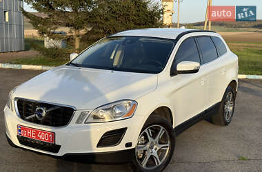 Внедорожник / Кроссовер Volvo XC60 2013 в 