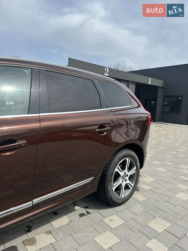 Внедорожник / Кроссовер Volvo XC60 2014 в Бучаче