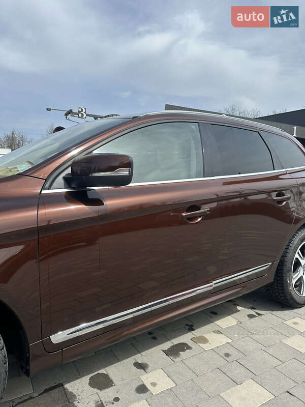 Внедорожник / Кроссовер Volvo XC60 2014 в Бучаче