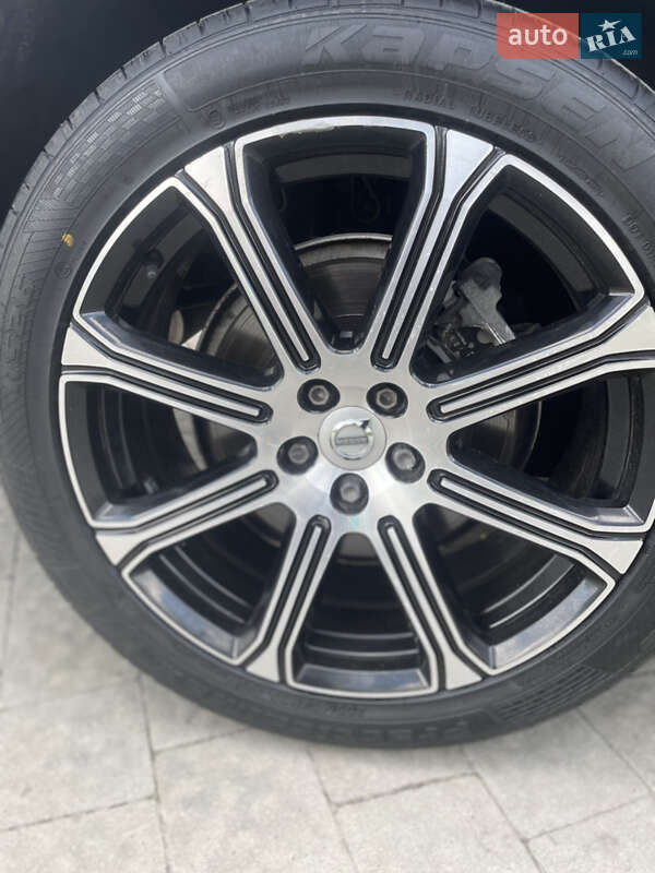 Позашляховик / Кросовер Volvo XC60 2018 в Новояворівську