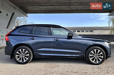 Внедорожник / Кроссовер Volvo XC60 2023 в 