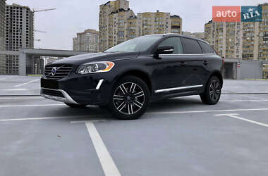 Позашляховик / Кросовер Volvo XC60 2017 в 