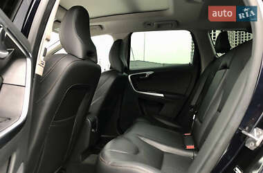 Позашляховик / Кросовер Volvo XC60 2017 в 