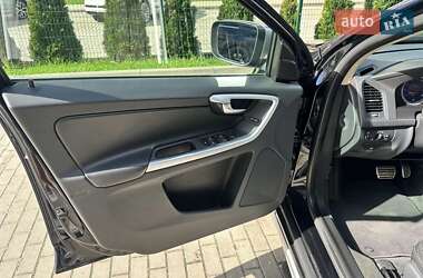 Внедорожник / Кроссовер Volvo XC60 2011 в 