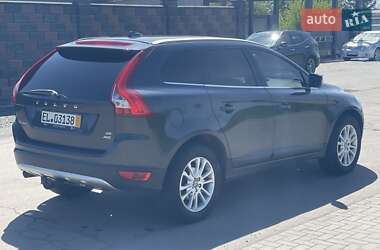Внедорожник / Кроссовер Volvo XC60 2009 в 