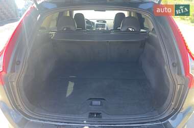 Внедорожник / Кроссовер Volvo XC60 2009 в 