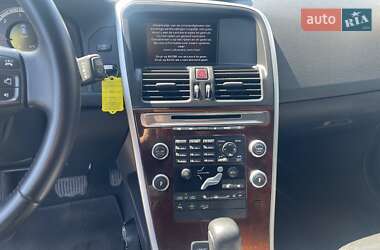 Внедорожник / Кроссовер Volvo XC60 2009 в 