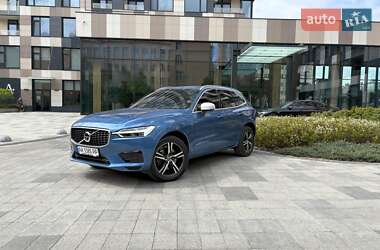 Позашляховик / Кросовер Volvo XC60 2018 в 