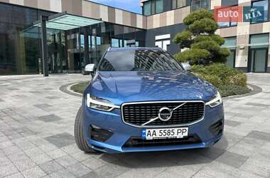 Позашляховик / Кросовер Volvo XC60 2018 в 