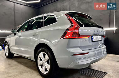 Внедорожник / Кроссовер Volvo XC60 2023 в 