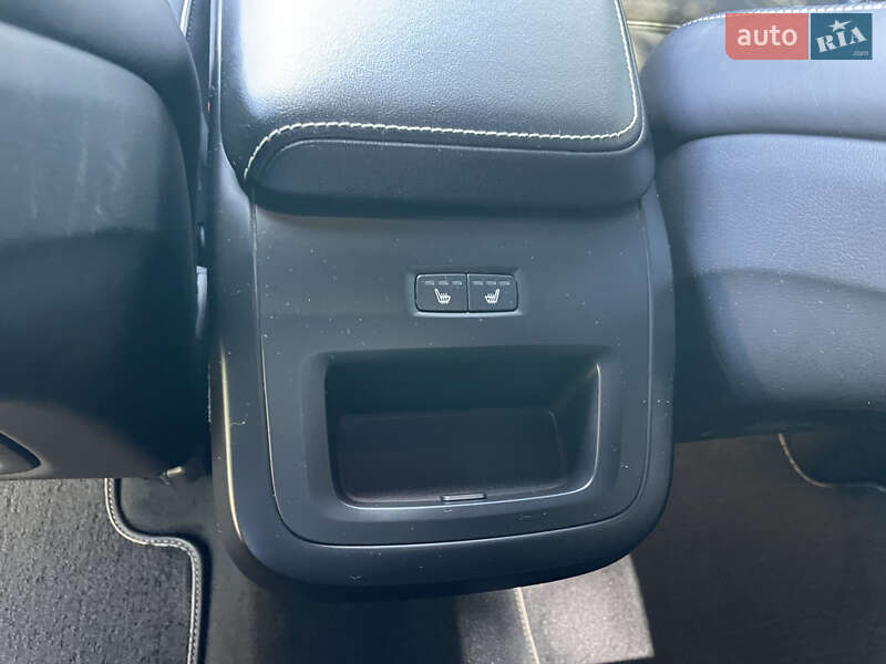 Внедорожник / Кроссовер Volvo XC60 2018 в Днепре