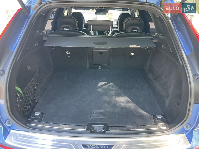 Внедорожник / Кроссовер Volvo XC60 2018 в Днепре