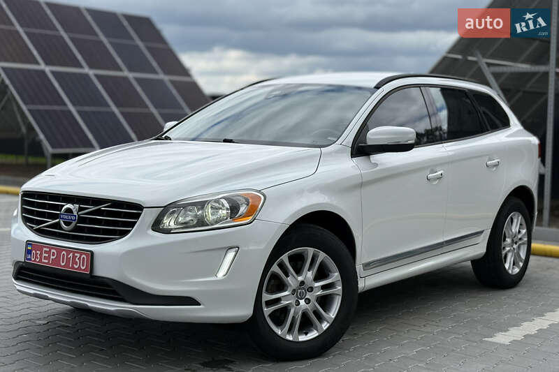Внедорожник / Кроссовер Volvo XC60 2015 в 