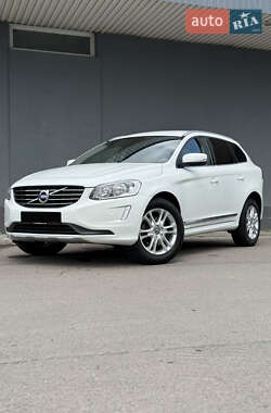 Позашляховик / Кросовер Volvo XC60 2015 в Львові