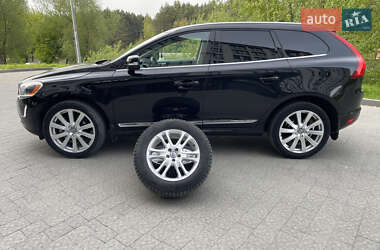 Позашляховик / Кросовер Volvo XC60 2017 в Новояворівську