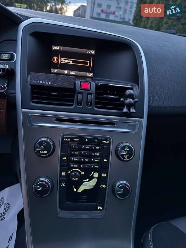 Позашляховик / Кросовер Volvo XC60 2010 в Самборі