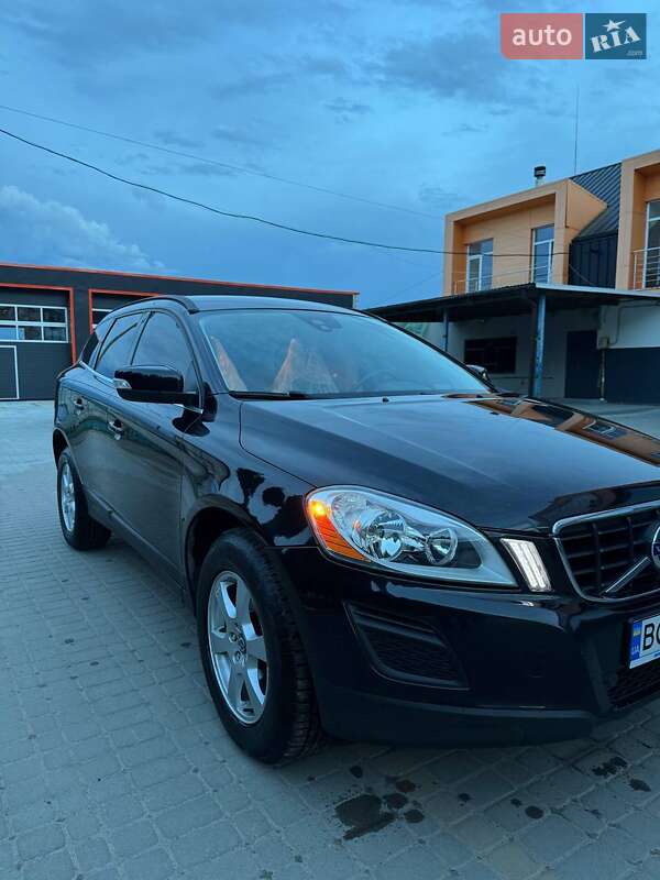 Позашляховик / Кросовер Volvo XC60 2010 в Самборі