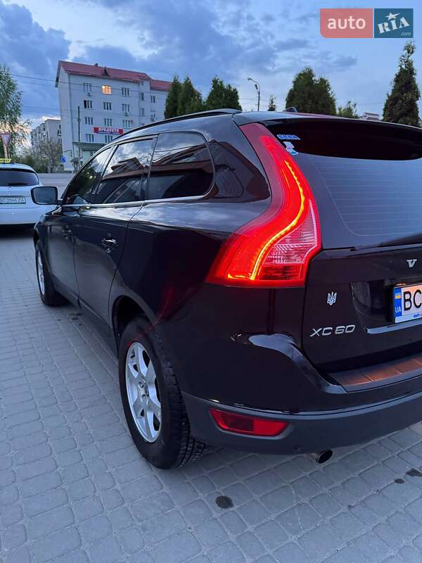 Позашляховик / Кросовер Volvo XC60 2010 в Самборі