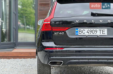 Внедорожник / Кроссовер Volvo XC60 2018 в 