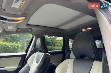 Внедорожник / Кроссовер Volvo XC60 2016 в 
