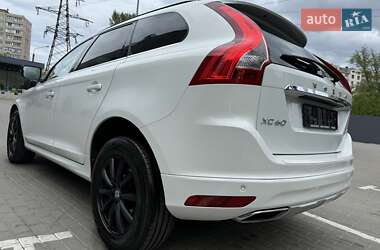 Внедорожник / Кроссовер Volvo XC60 2016 в Киеве