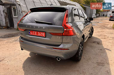 Внедорожник / Кроссовер Volvo XC60 2018 в 