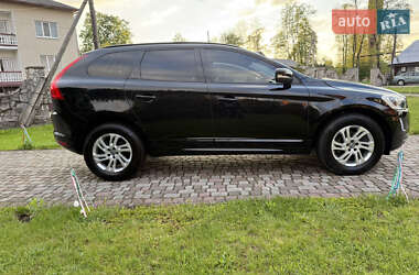Внедорожник / Кроссовер Volvo XC60 2016 в Калуше